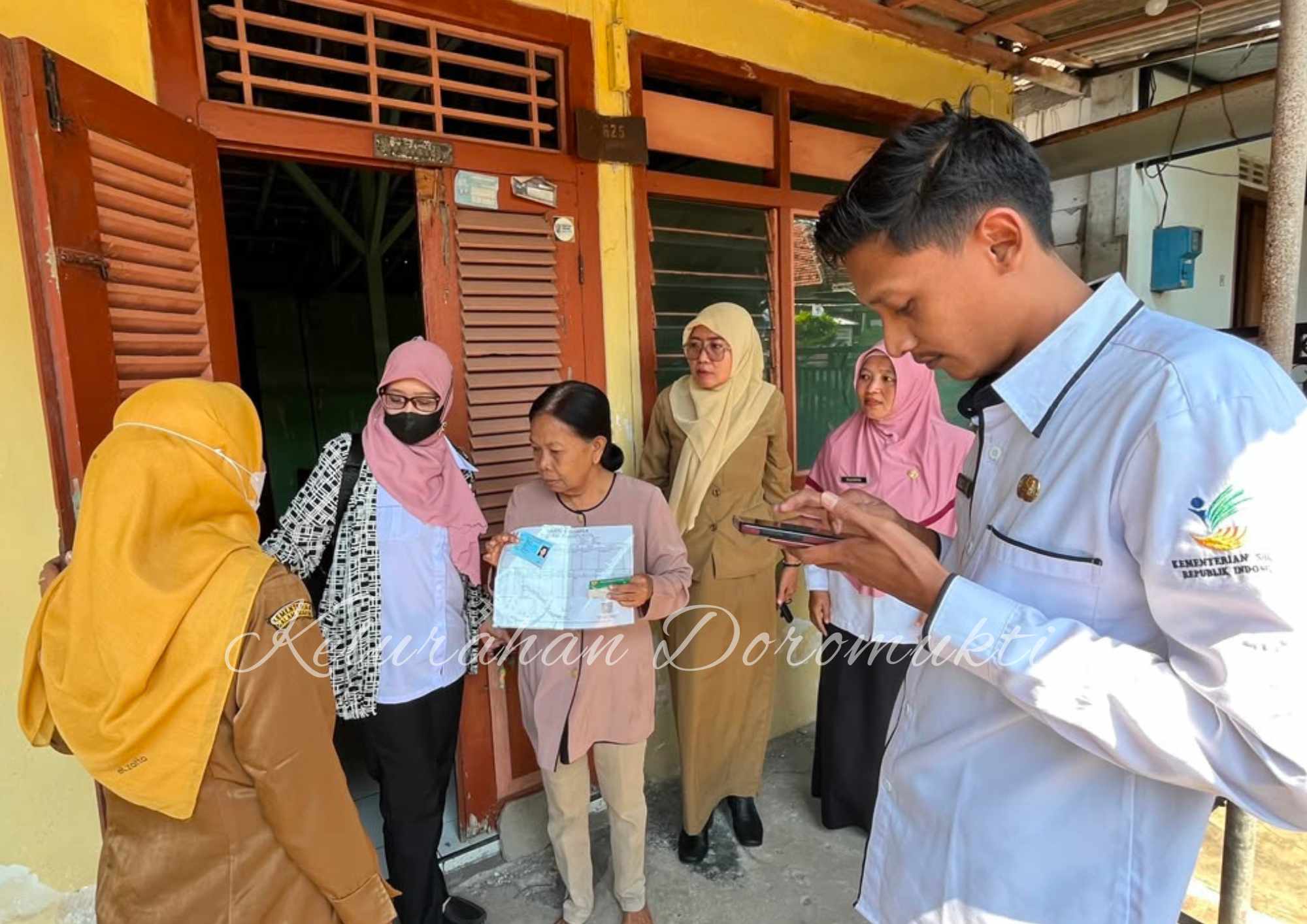 Sinkronisasi Data BPNT Daerah, Kecamatan Tuban Lakukan Survei Penerima Manfaat di Kelurahan Doromukti