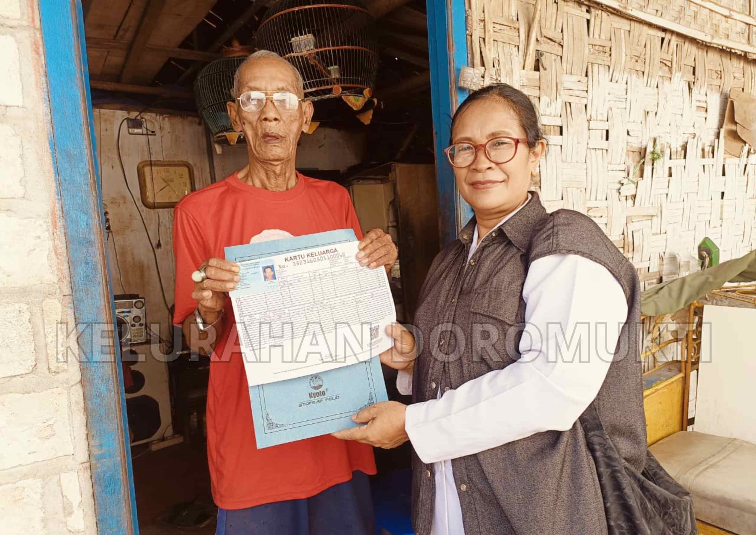 Komitmen Kelurahan Doromukti Hadirkan Layanan Jemput Bola Administrasi Kependudukan